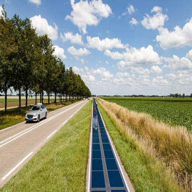 Zonnefietspad onthuld in Nederland